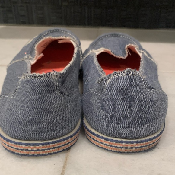 Roxy Ribbon Shoe - Picture 4 of 6